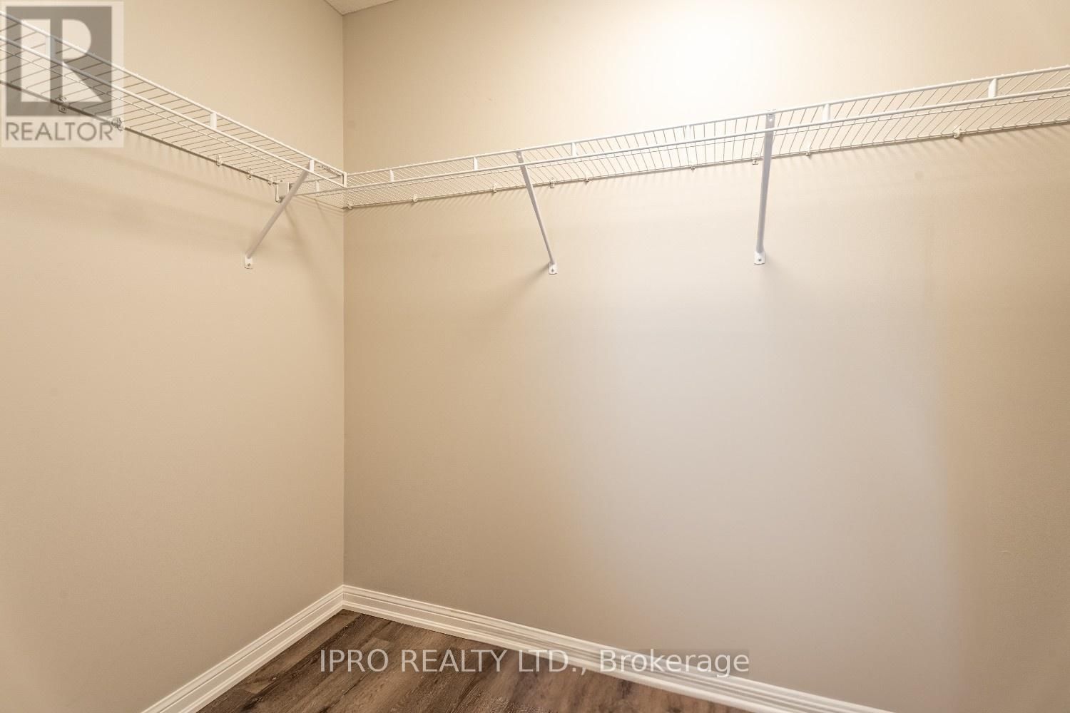 1136 SOLOMON COURT Image 21