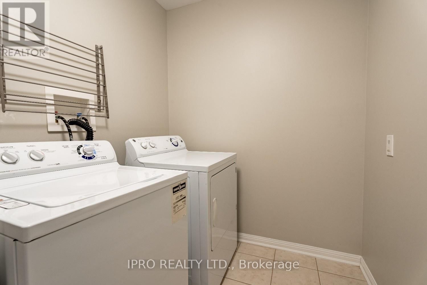 1136 SOLOMON COURT Image 22