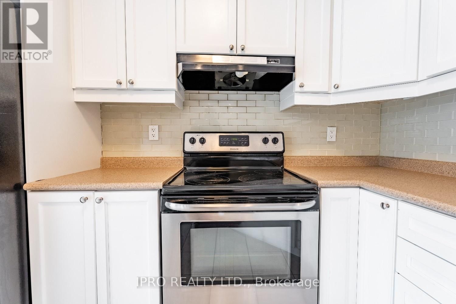 1136 SOLOMON COURT Image 9