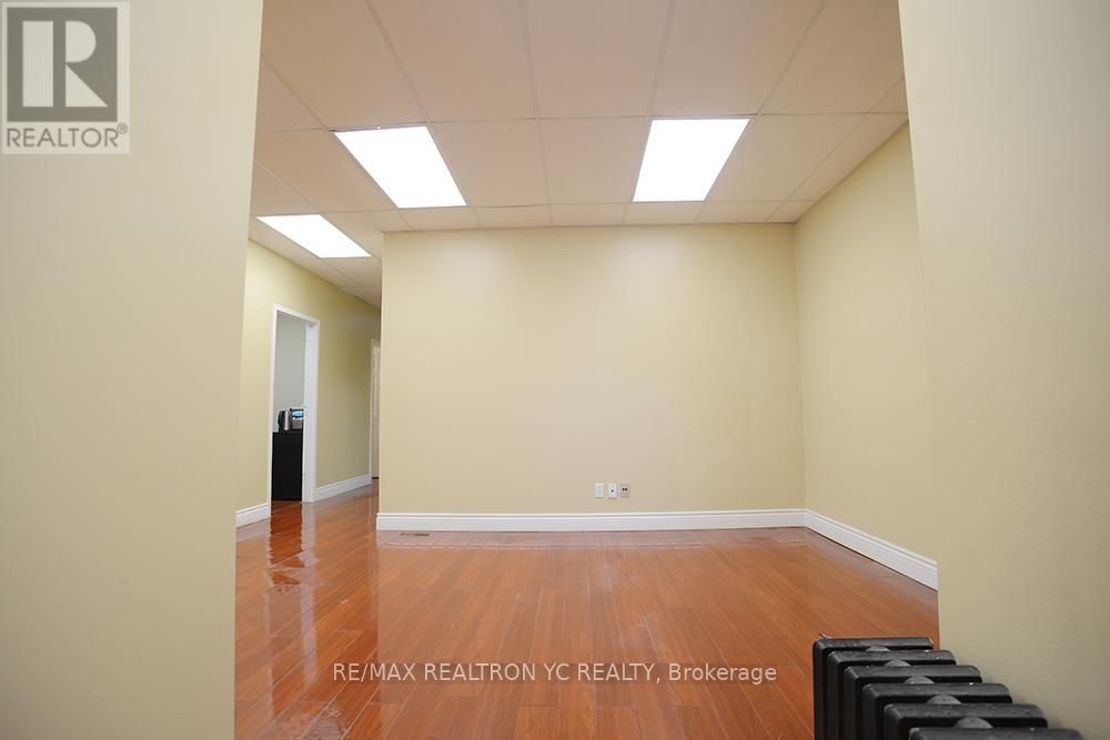 1586 EGLINTON AVENUE WEST Image 5