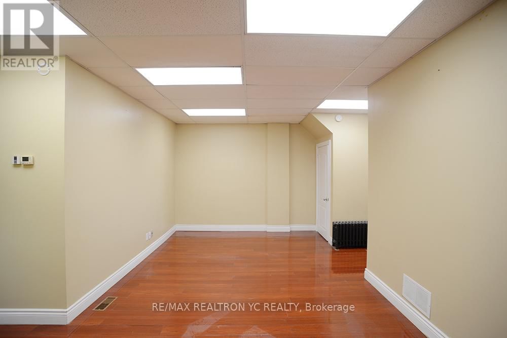 1586 EGLINTON AVENUE WEST Image 6