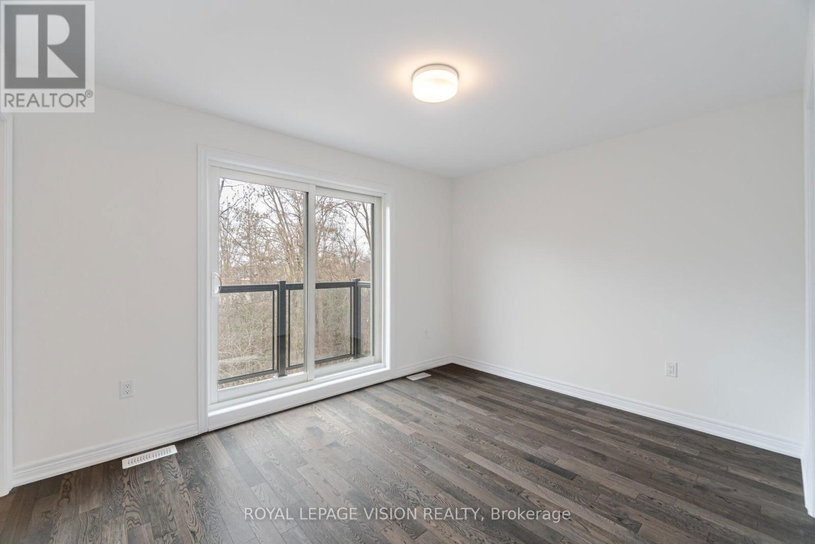 44 FOLCROFT STREET Image 24
