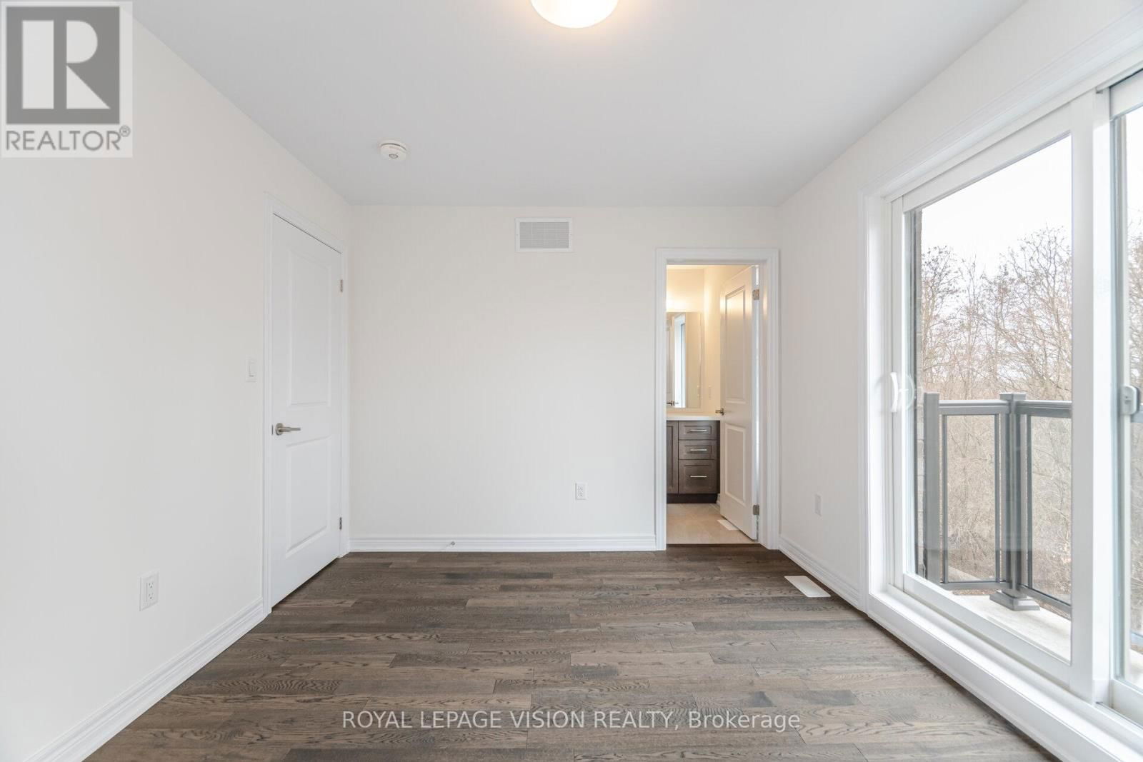 44 FOLCROFT STREET Image 25