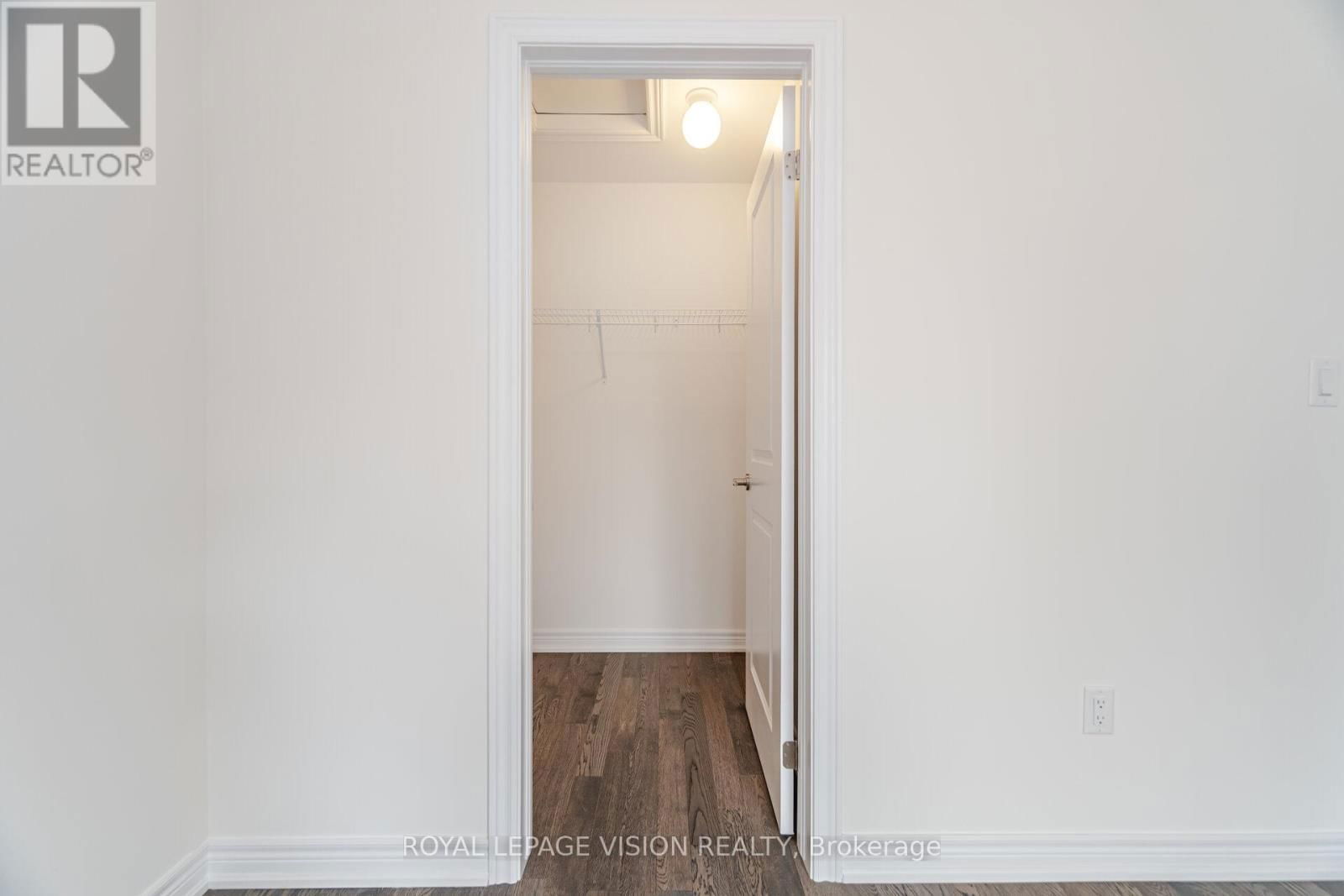 44 FOLCROFT STREET Image 28