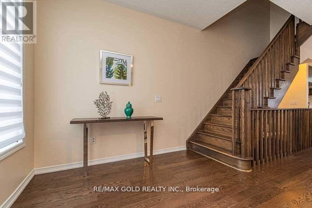 436 LADYCROFT TERRACE Image 18