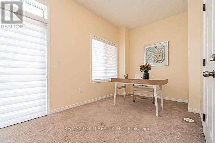 436 LADYCROFT TERRACE Image 5