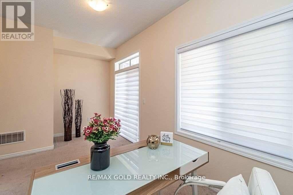 436 LADYCROFT TERRACE Image 6