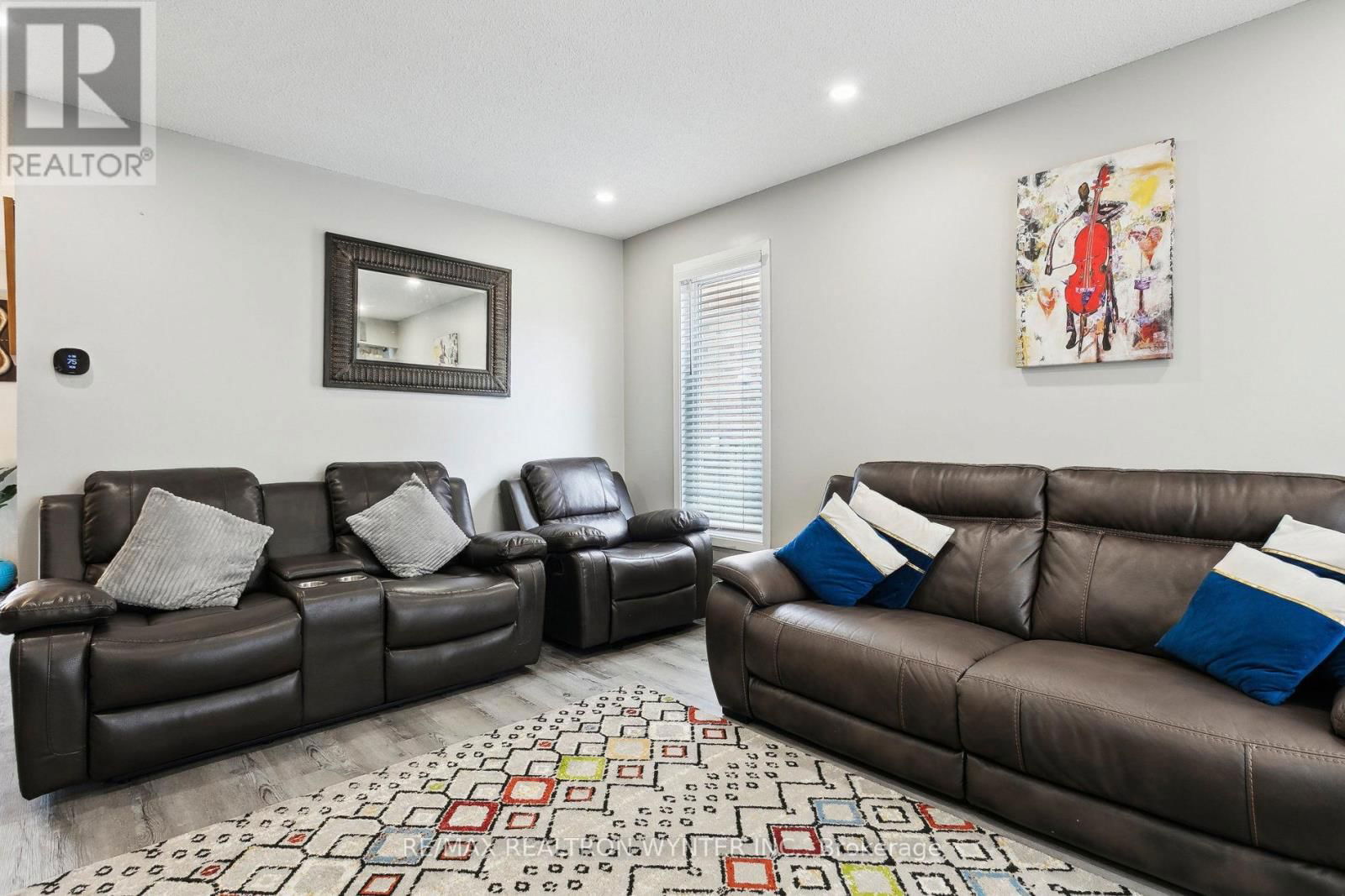20 PETERSON COURT Image 10