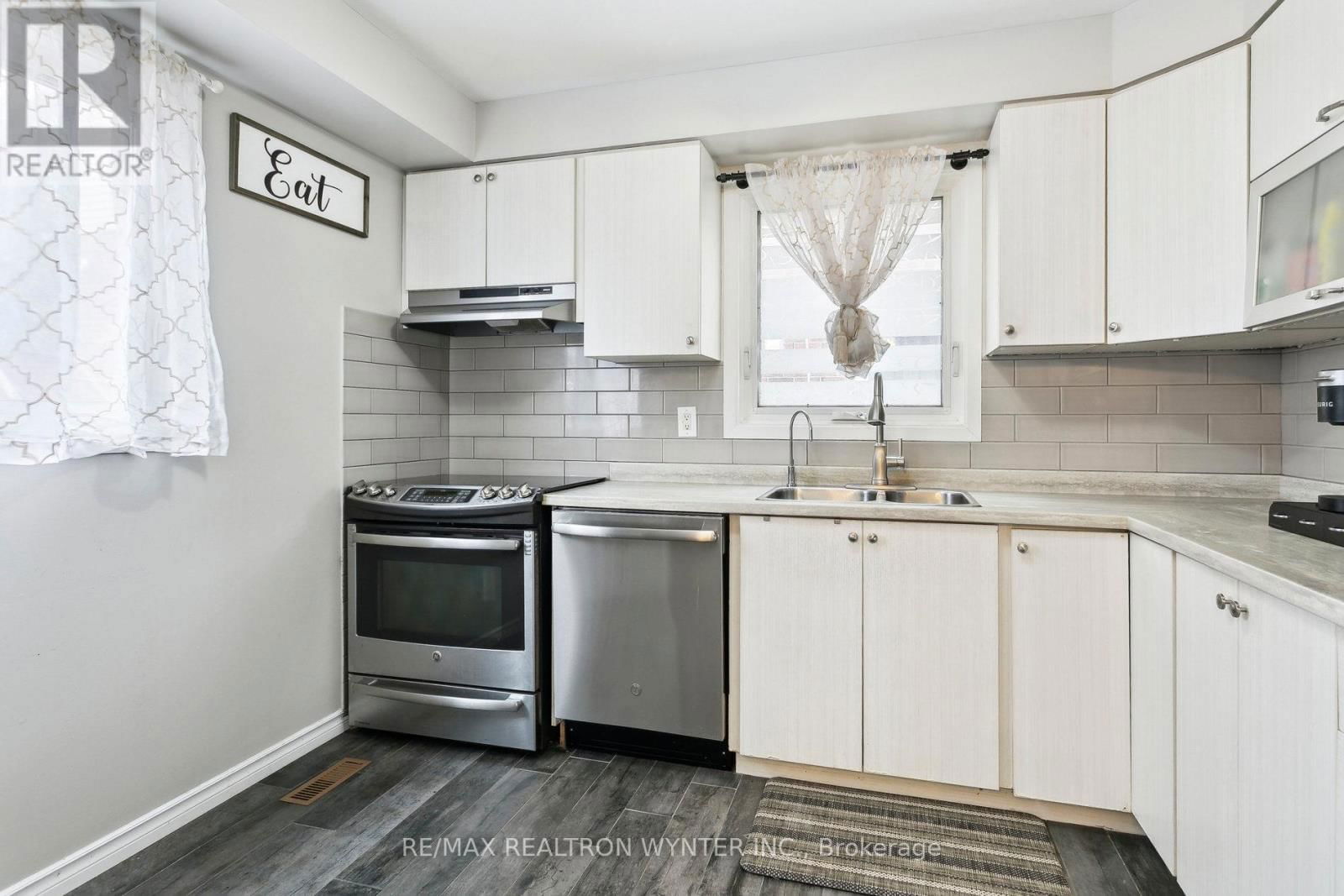20 PETERSON COURT Image 15