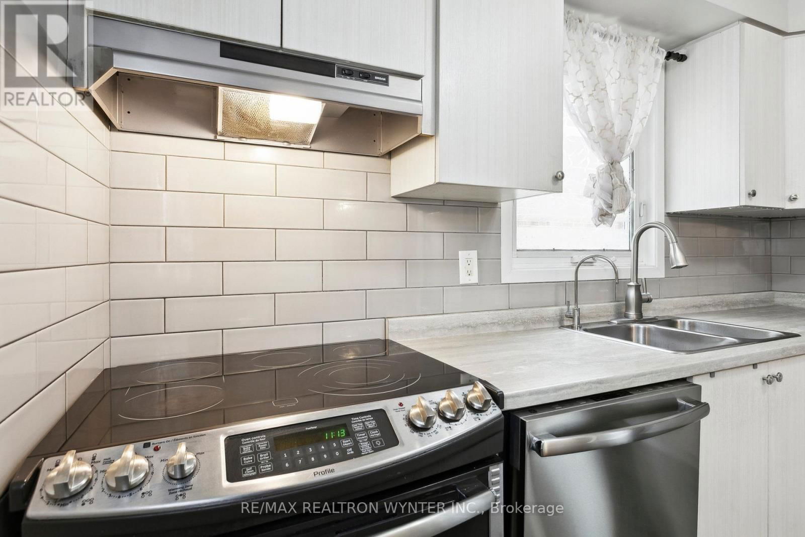 20 PETERSON COURT Image 17