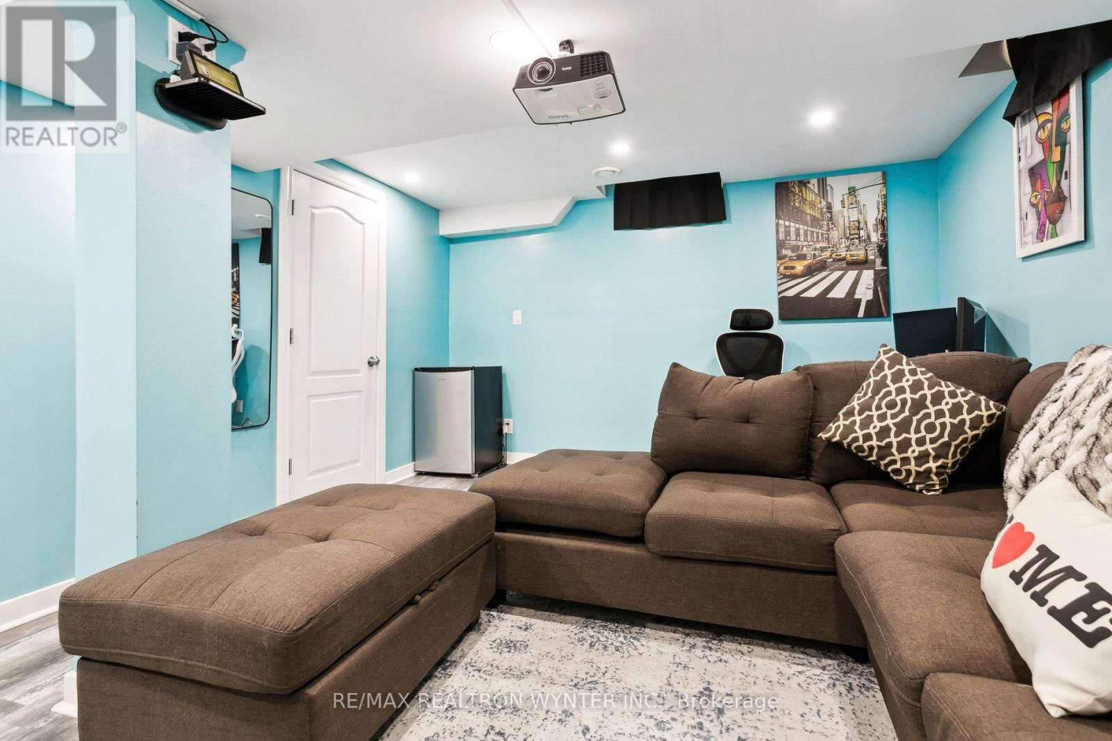 20 PETERSON COURT Image 37