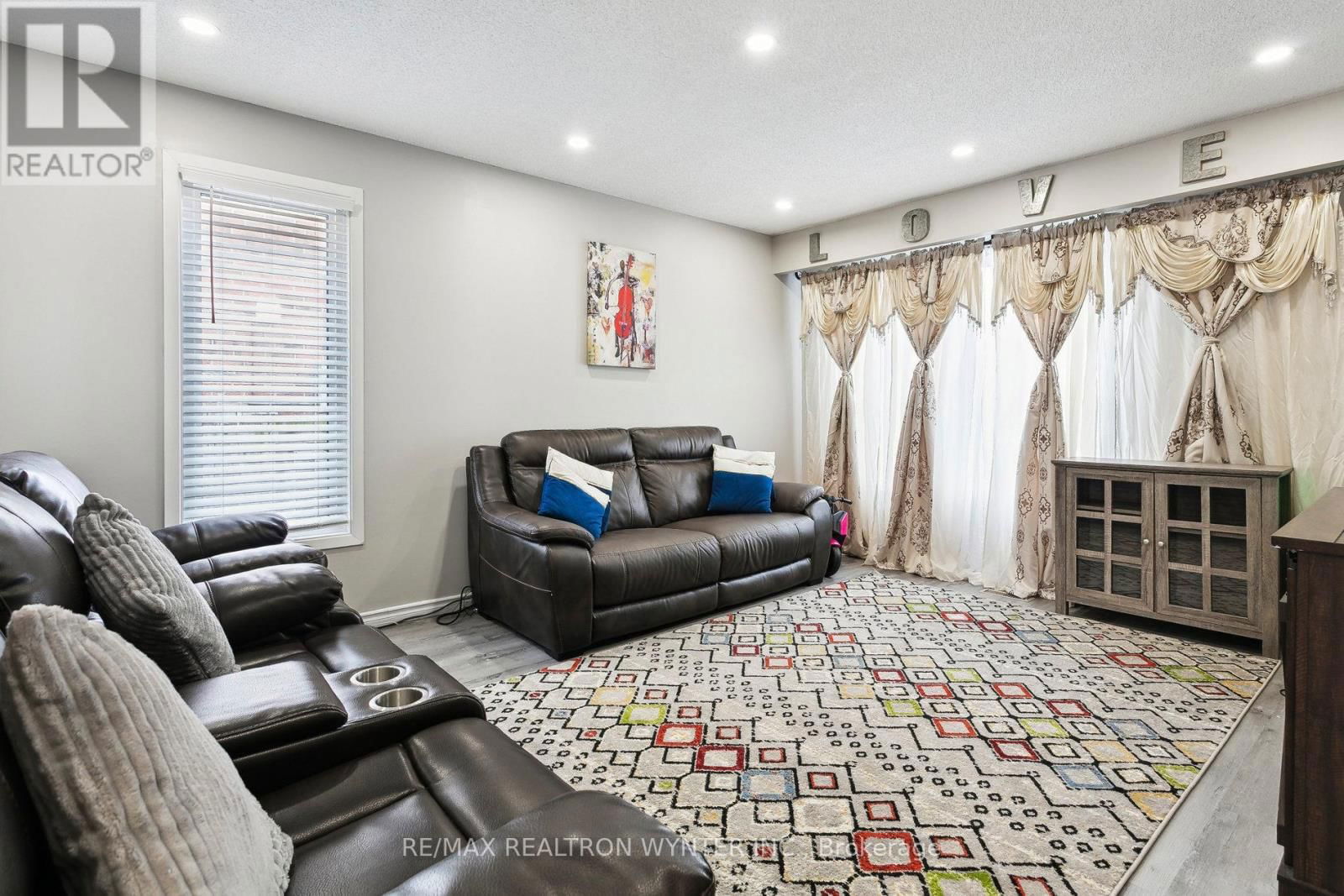 20 PETERSON COURT Image 8