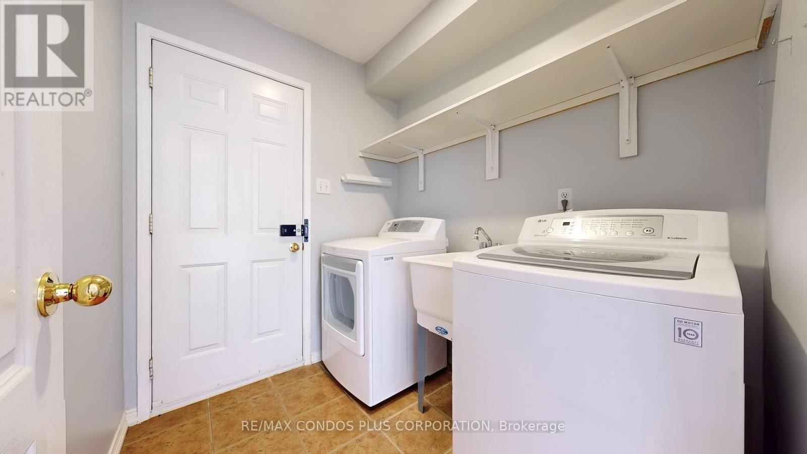 42 - 1290 HERITAGE WAY Image 13