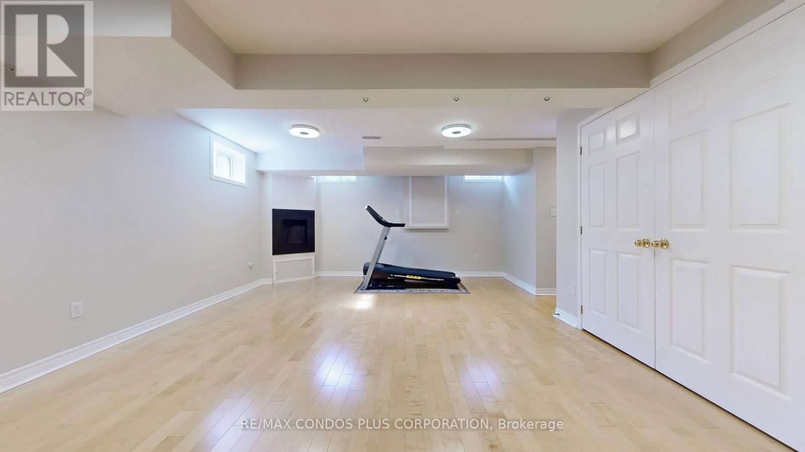 42 - 1290 HERITAGE WAY Image 31