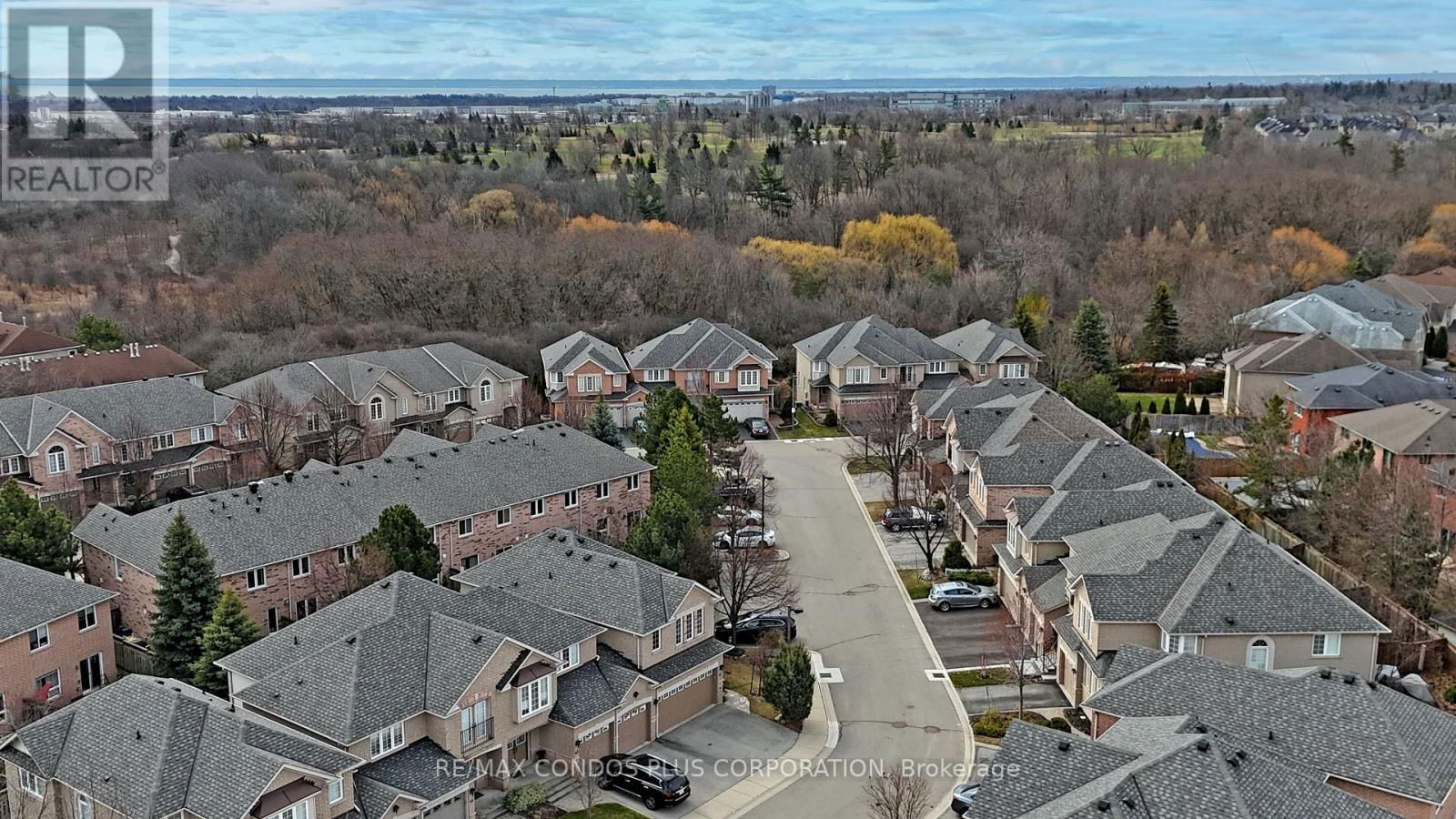 42 - 1290 HERITAGE WAY Image 37