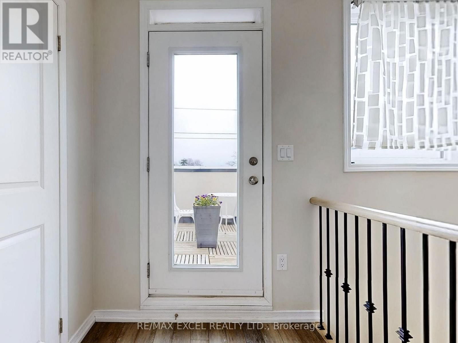 3 - 24 FIELDWAY ROAD Image 22