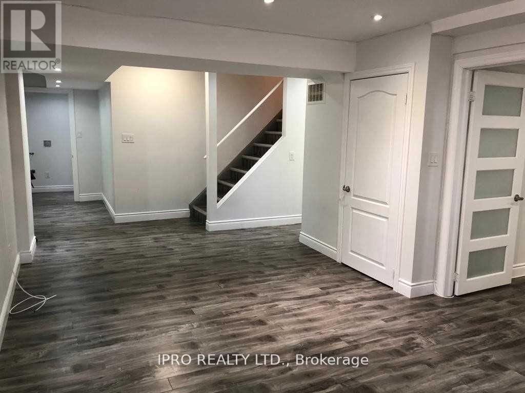 (Lower) - 981 ASLETON BOULEVARD Image 3