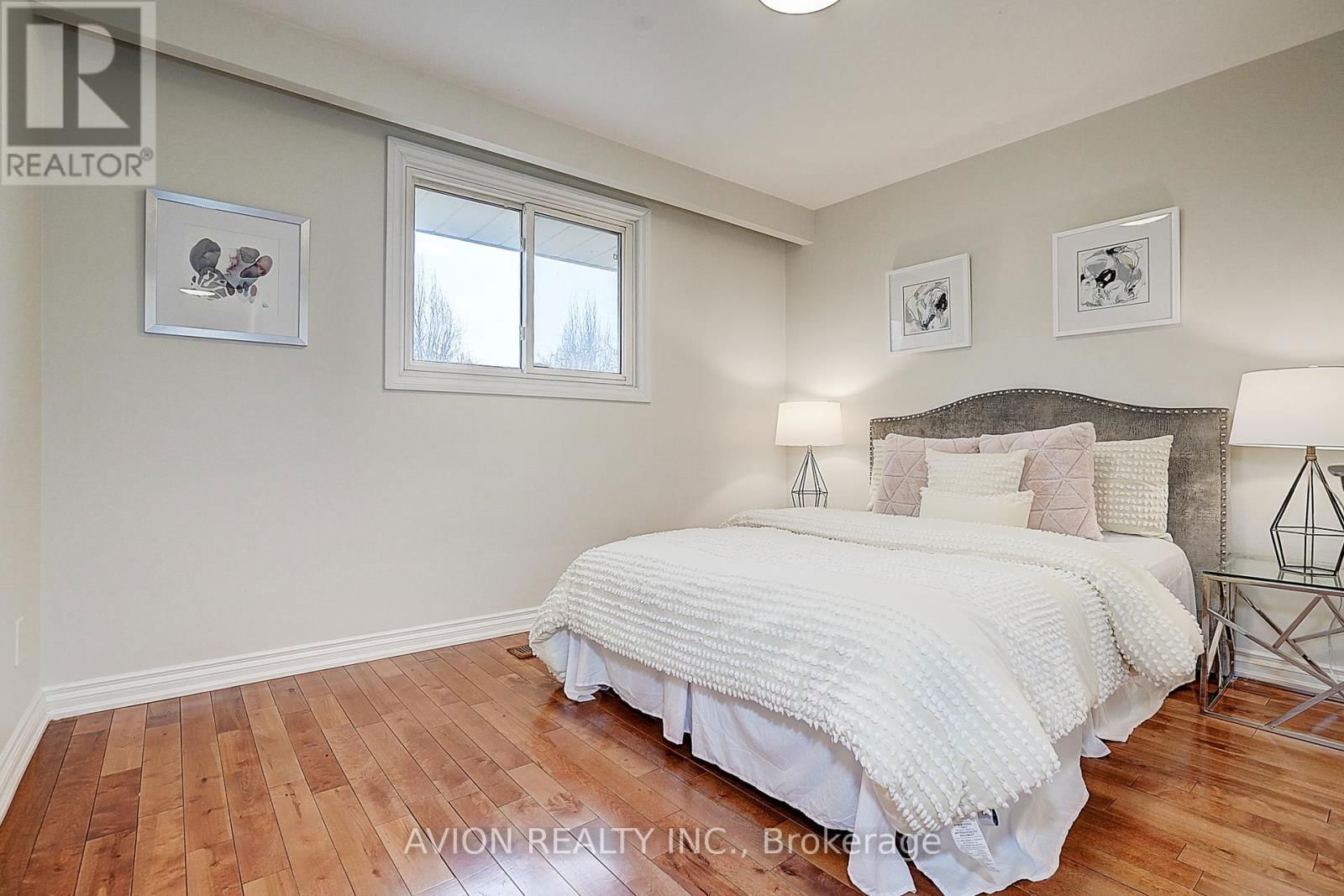 3171 GOLDEN ORCHARD DRIVE Image 4