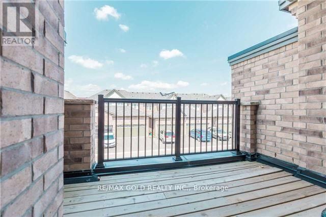 124 INSPIRE BOULEVARD Image 6
