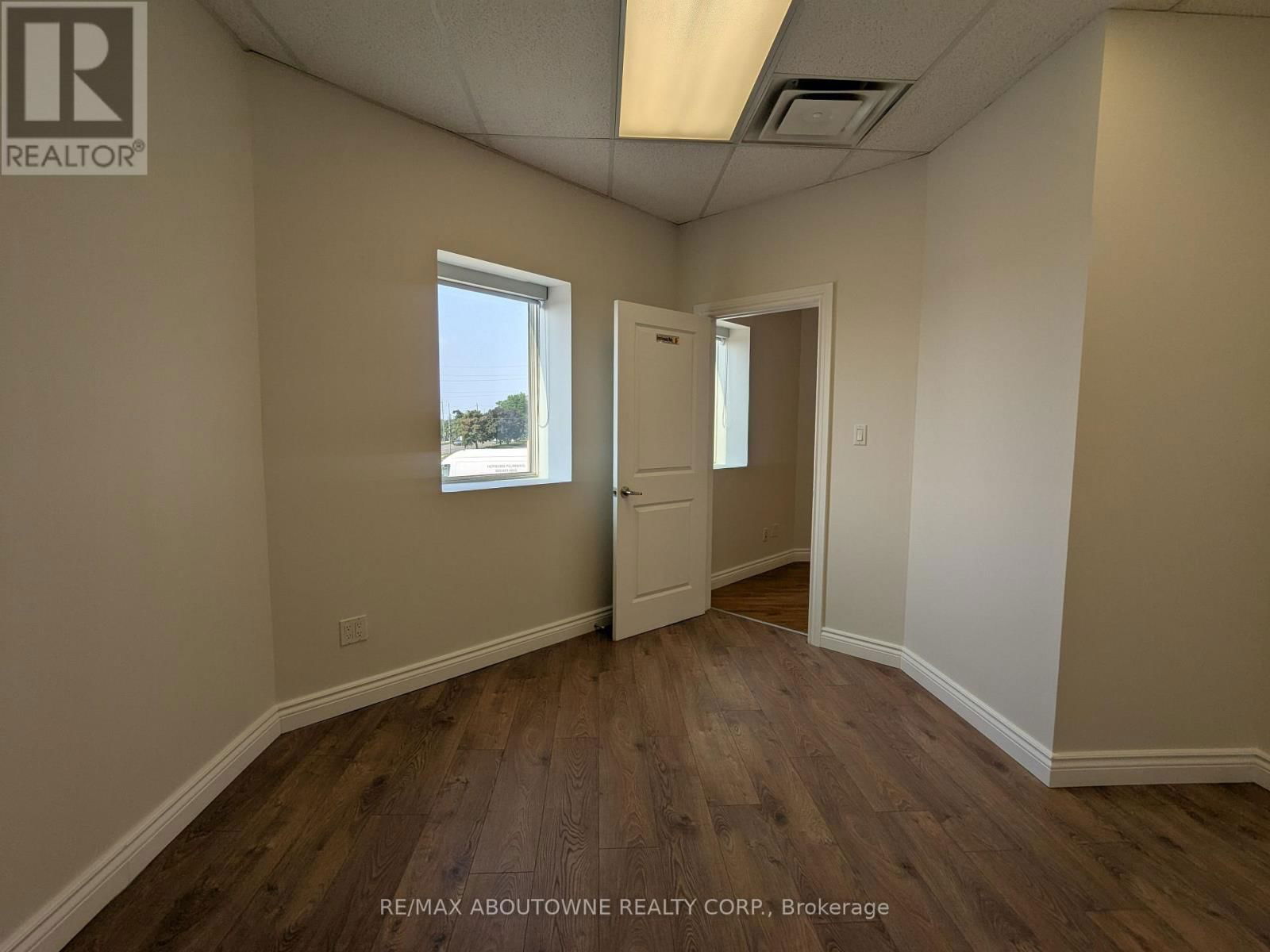 1 - 5125 HARVESTER ROAD Image 11