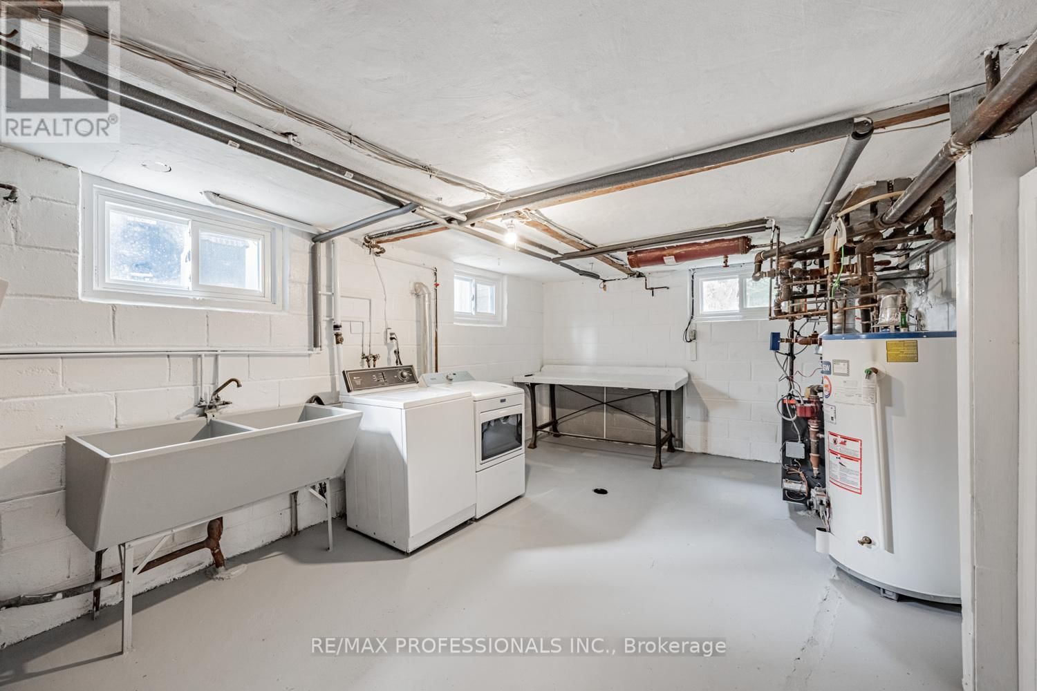 228 THE KINGSWAY Image 34