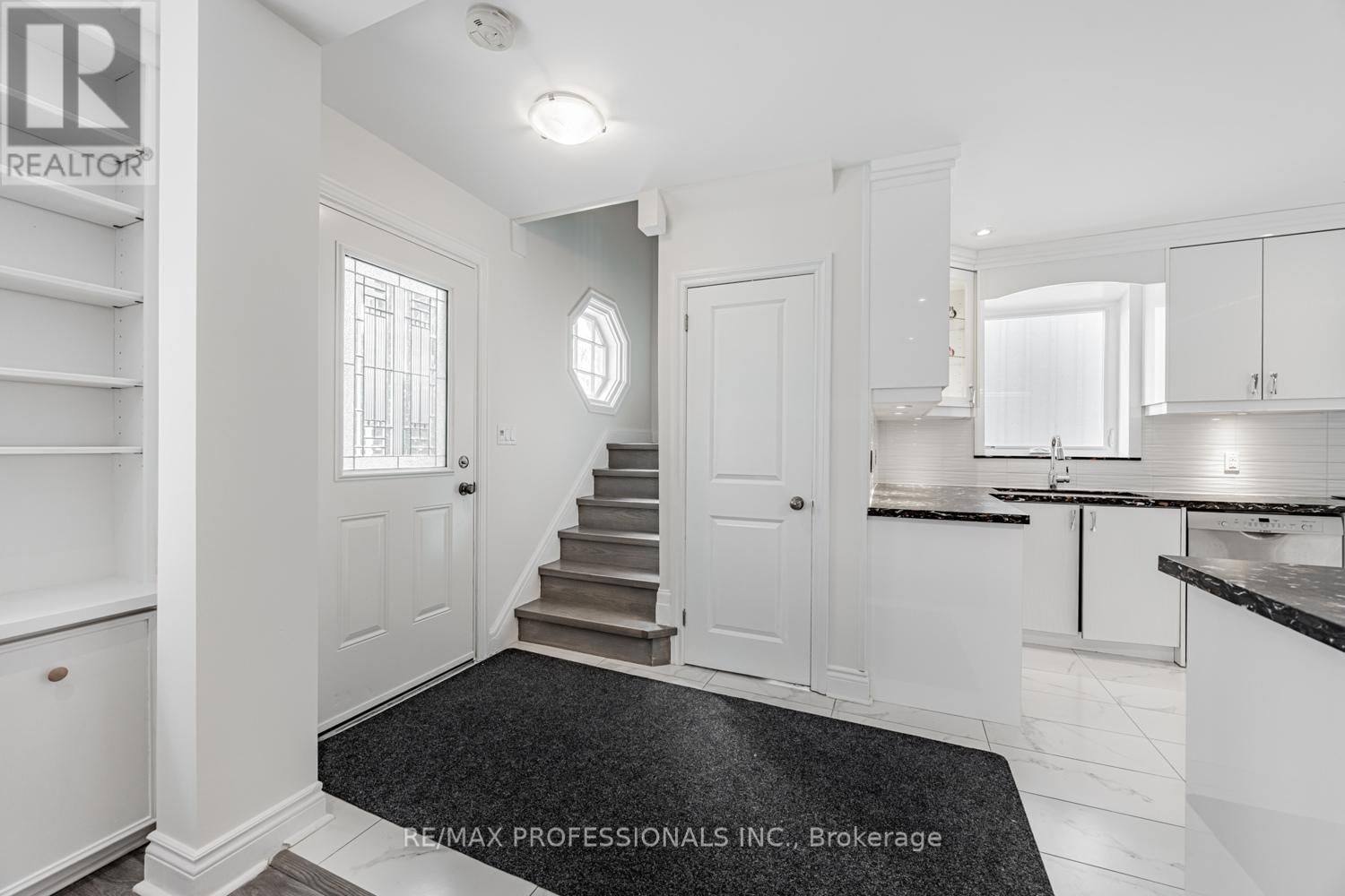 228 THE KINGSWAY Image 5