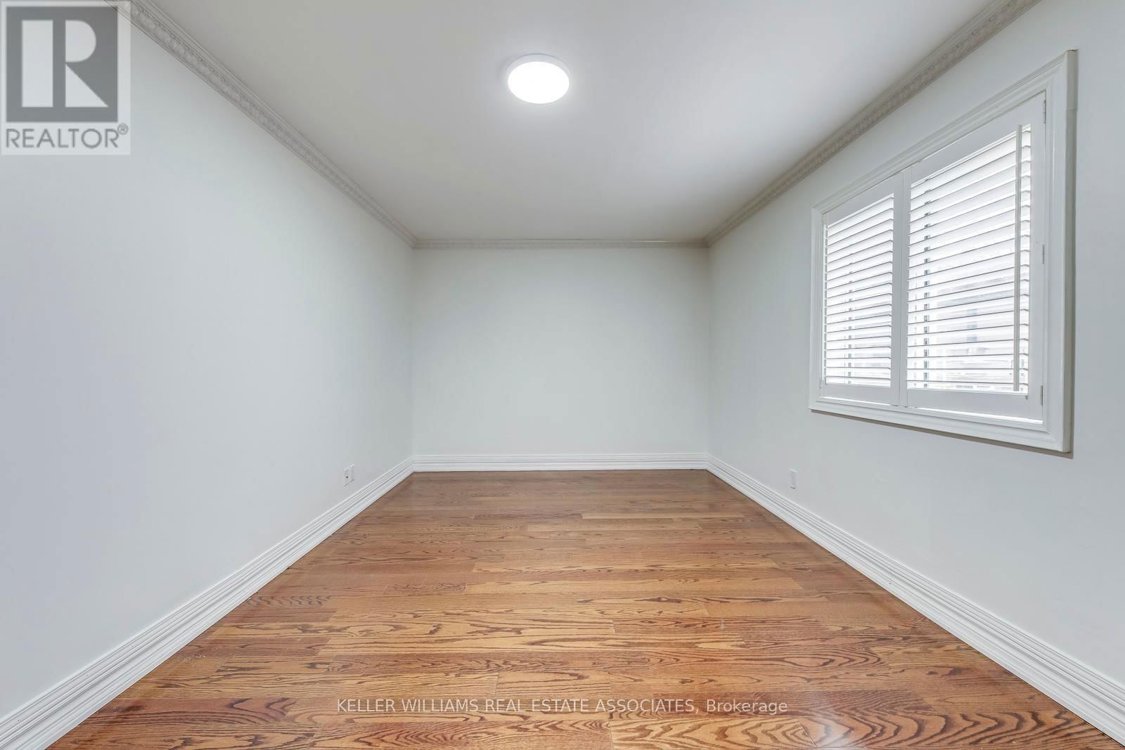 27 GONDOLA CRESCENT Image 18