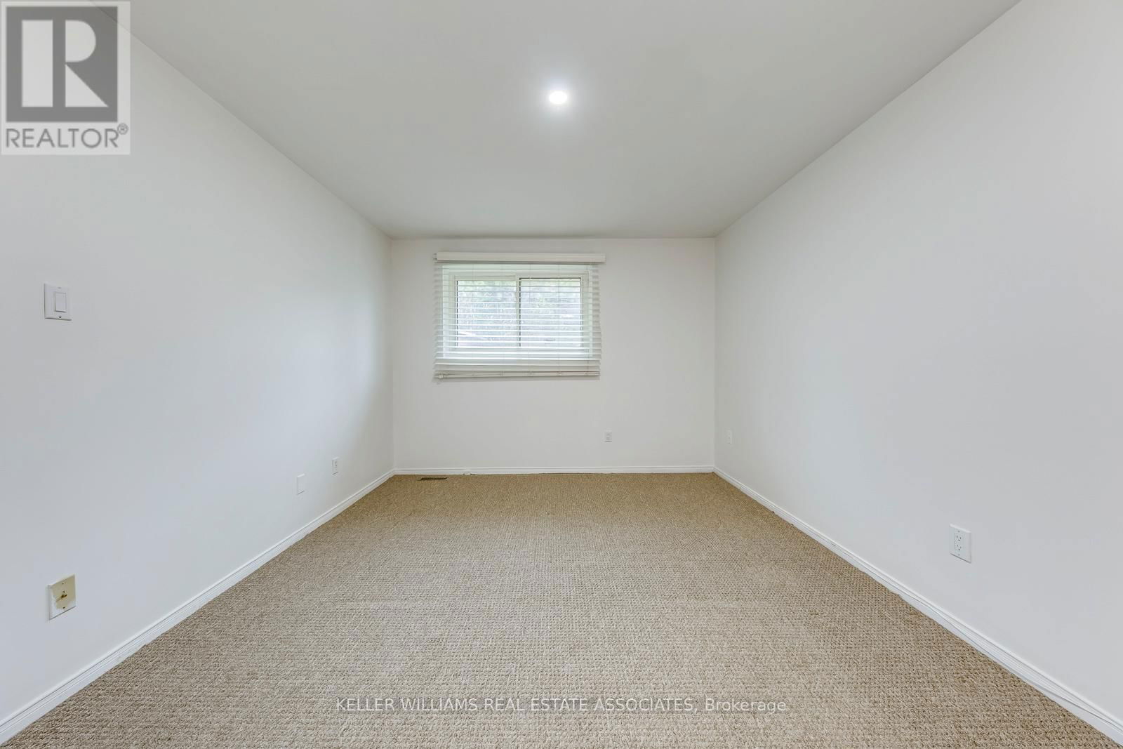 27 GONDOLA CRESCENT Image 21