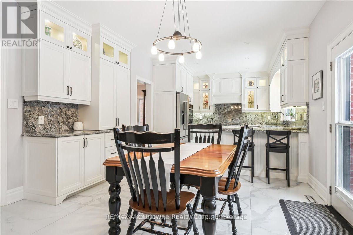 1426 CREEKWOOD TRAIL SOUTH Image 33