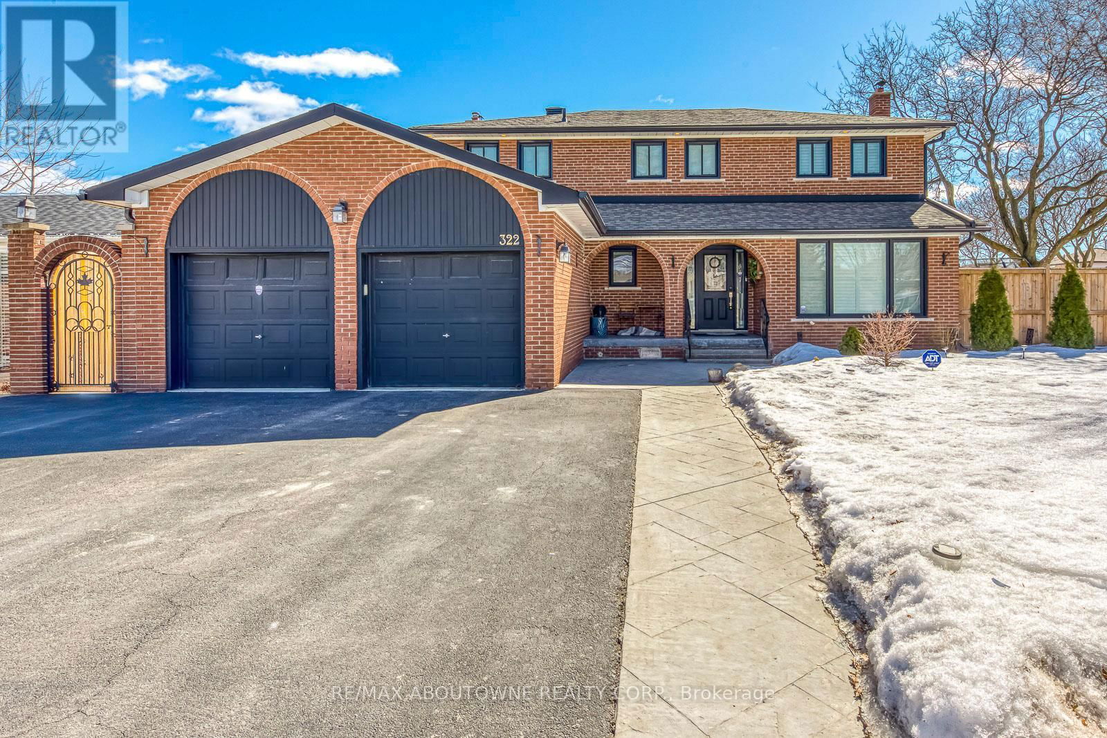 322 MARY STREET Image 1