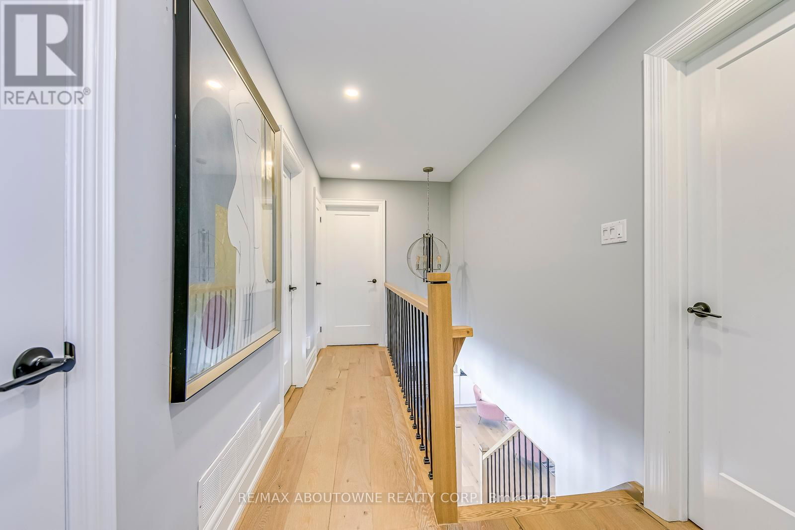 322 MARY STREET Image 23