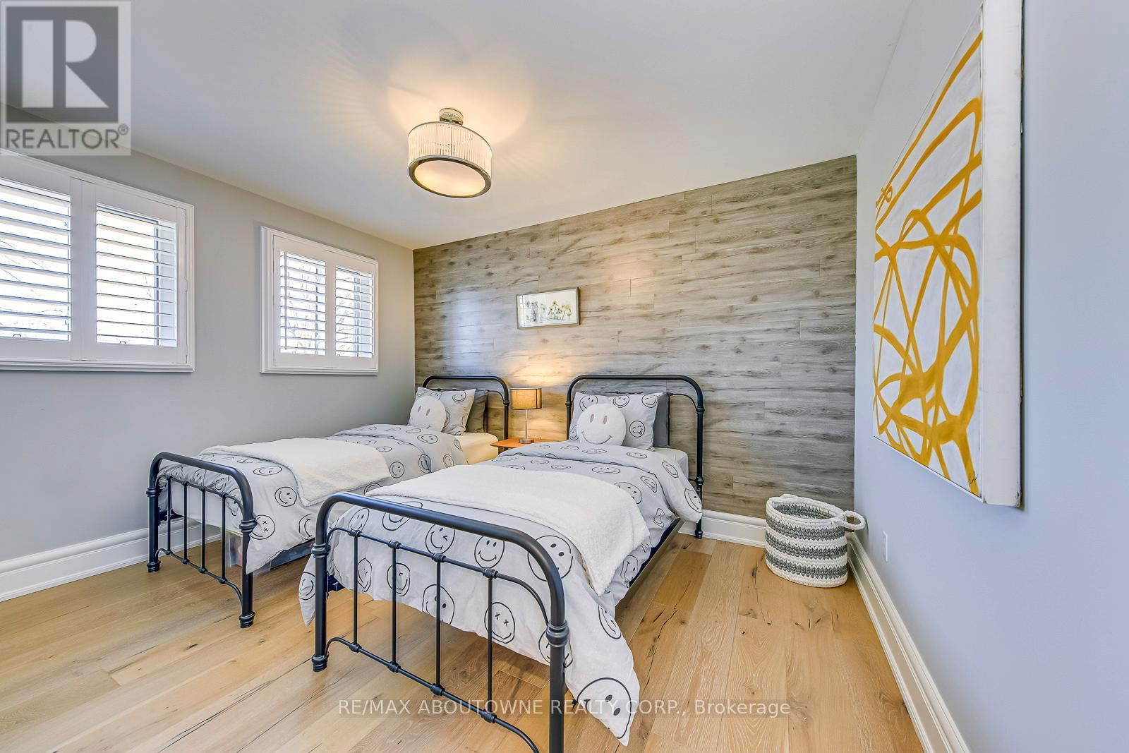 322 MARY STREET Image 31