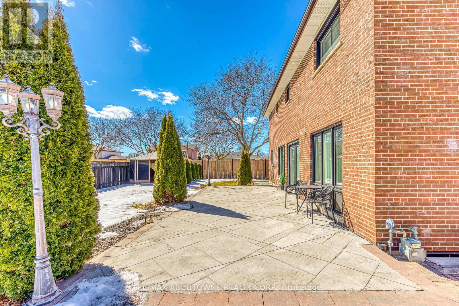 322 MARY STREET Image 49