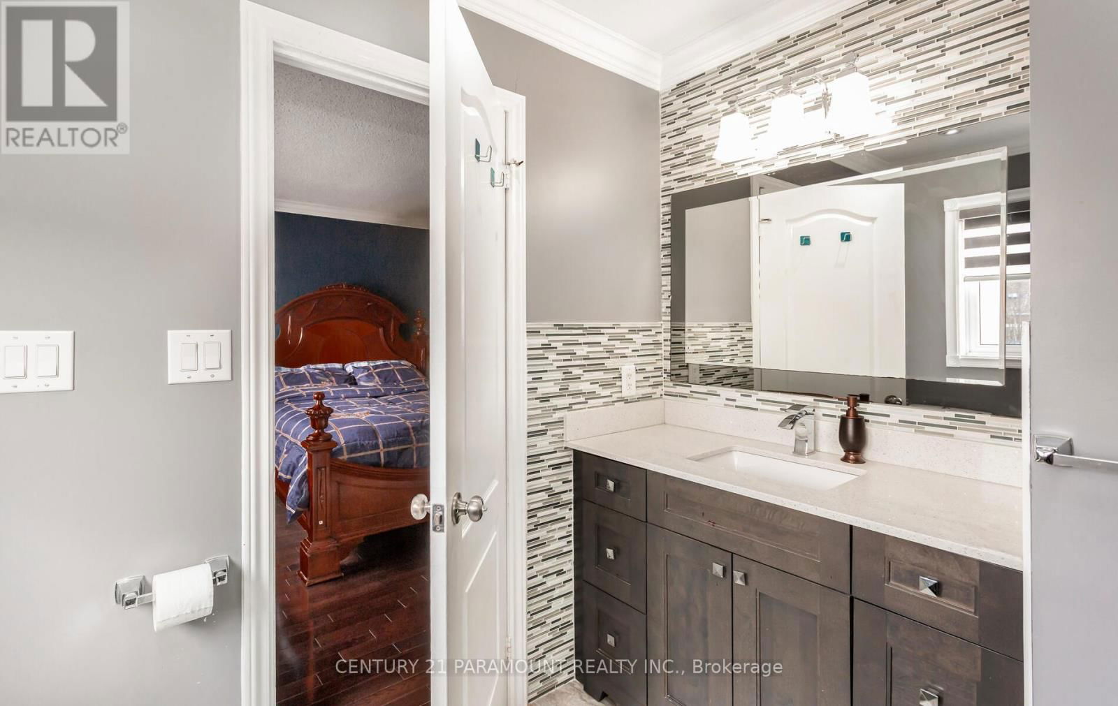 112 WILDBERRY CRESCENT Image 21