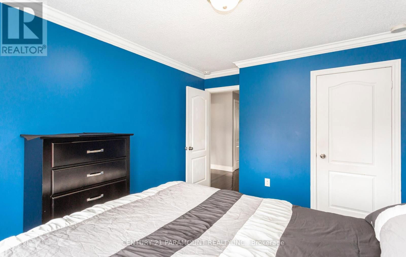 112 WILDBERRY CRESCENT Image 26