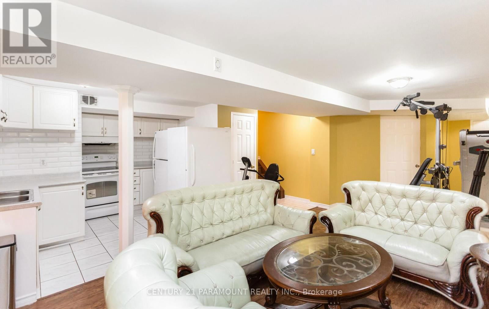 112 WILDBERRY CRESCENT Image 32