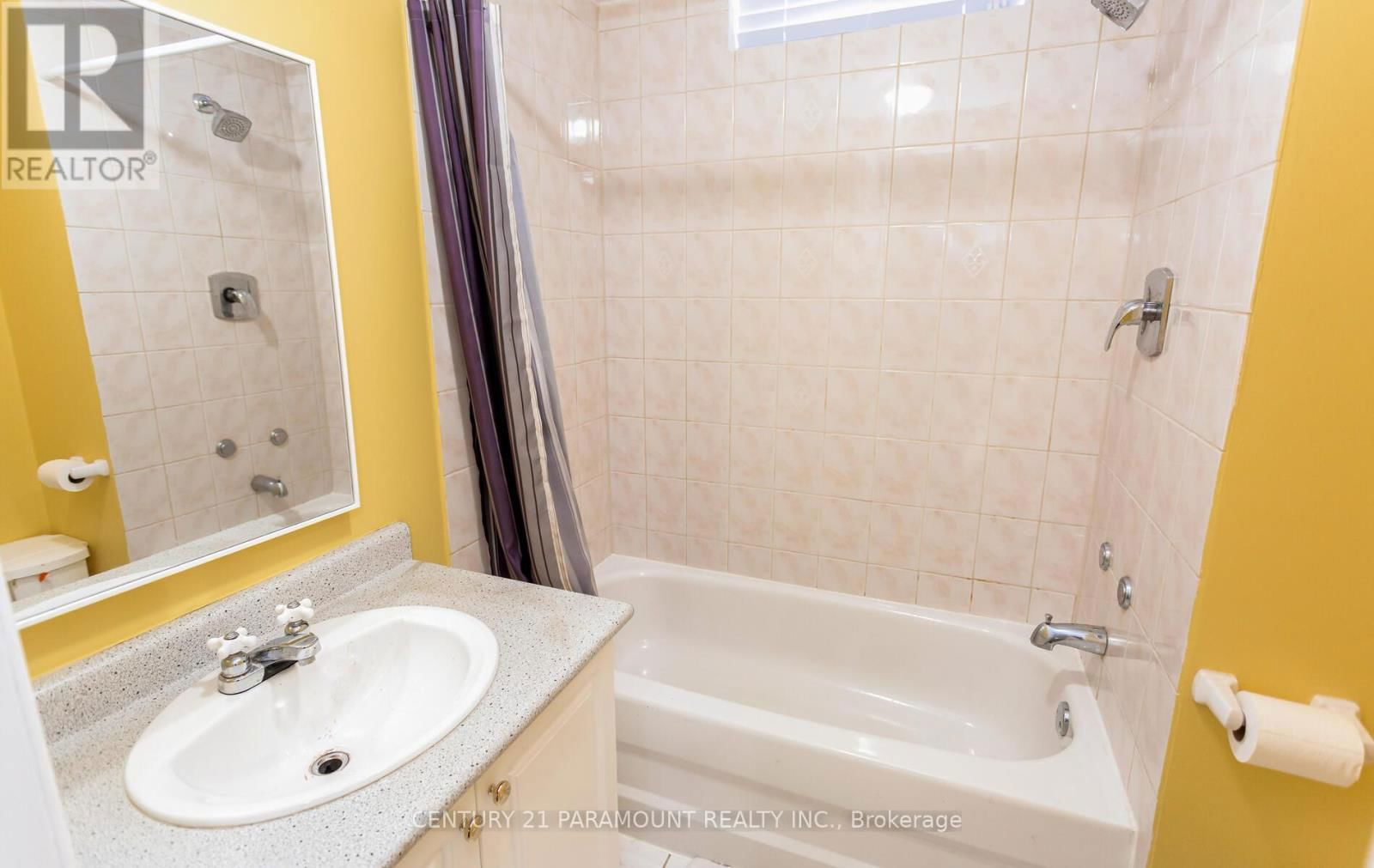 112 WILDBERRY CRESCENT Image 35