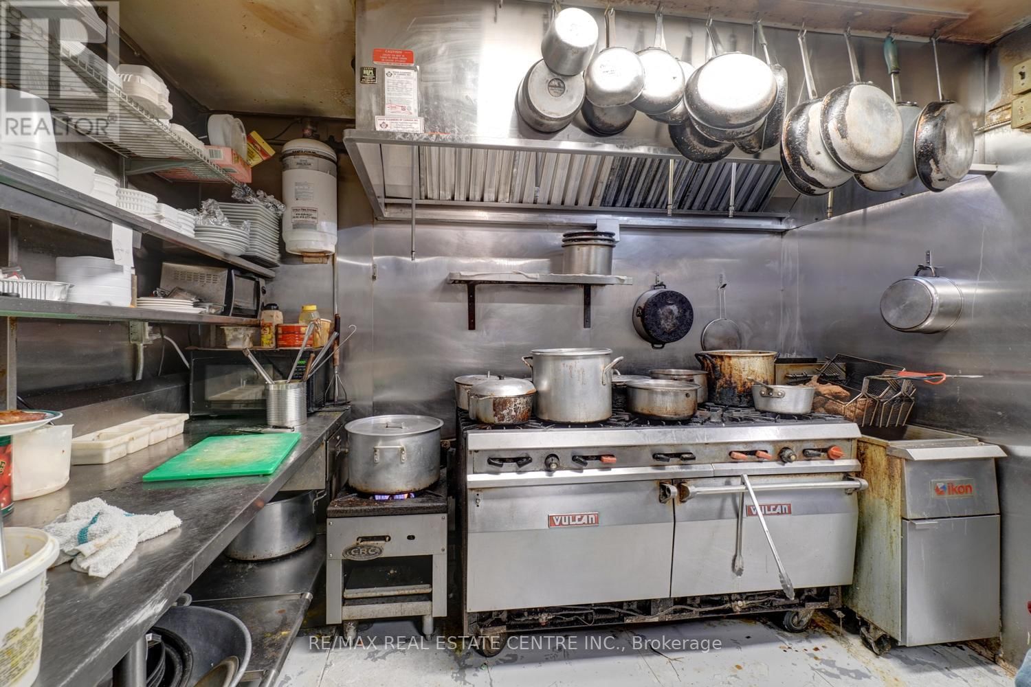 1127 ST CLAIR AVENUE WEST Image 15