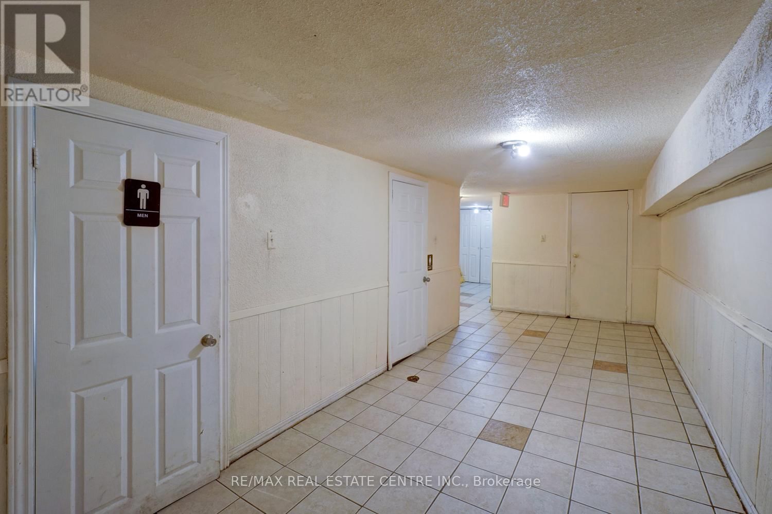 1127 ST CLAIR AVENUE WEST Image 17