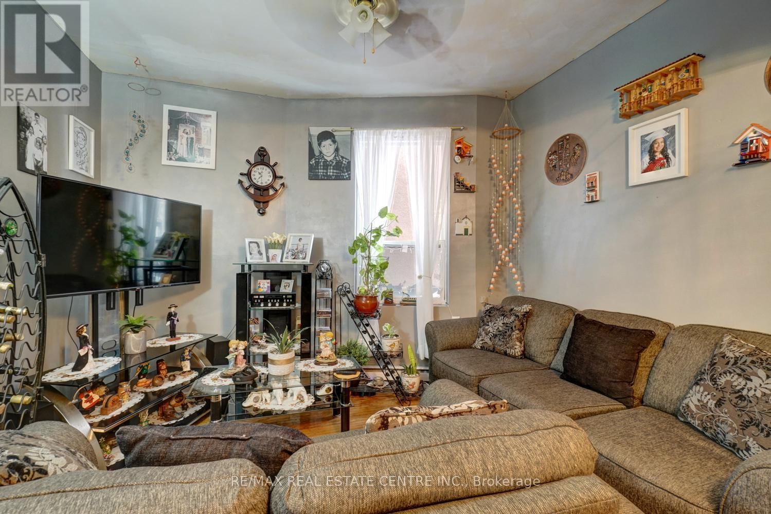 1127 ST CLAIR AVENUE WEST Image 24