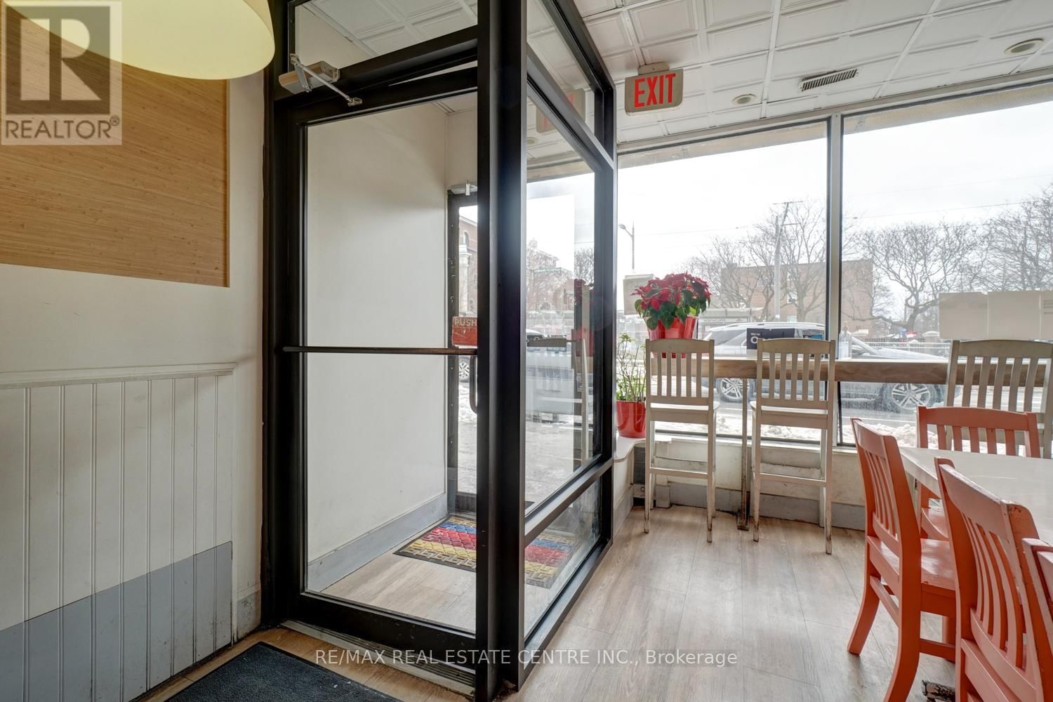 1127 ST CLAIR AVENUE WEST Image 7
