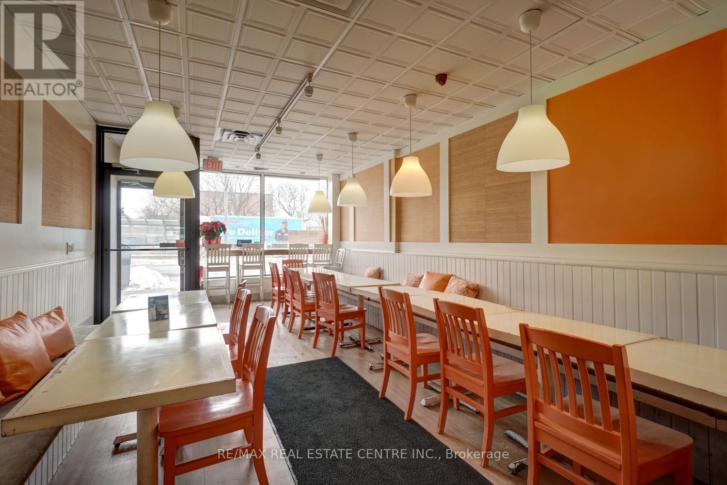 1127 ST CLAIR AVENUE WEST Image 9