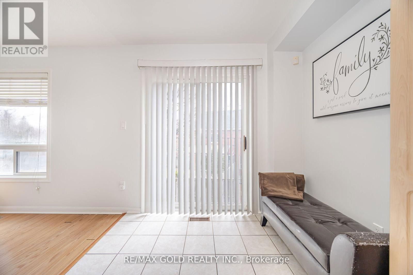 39 - 2 CLAYBRICK COURT Image 19