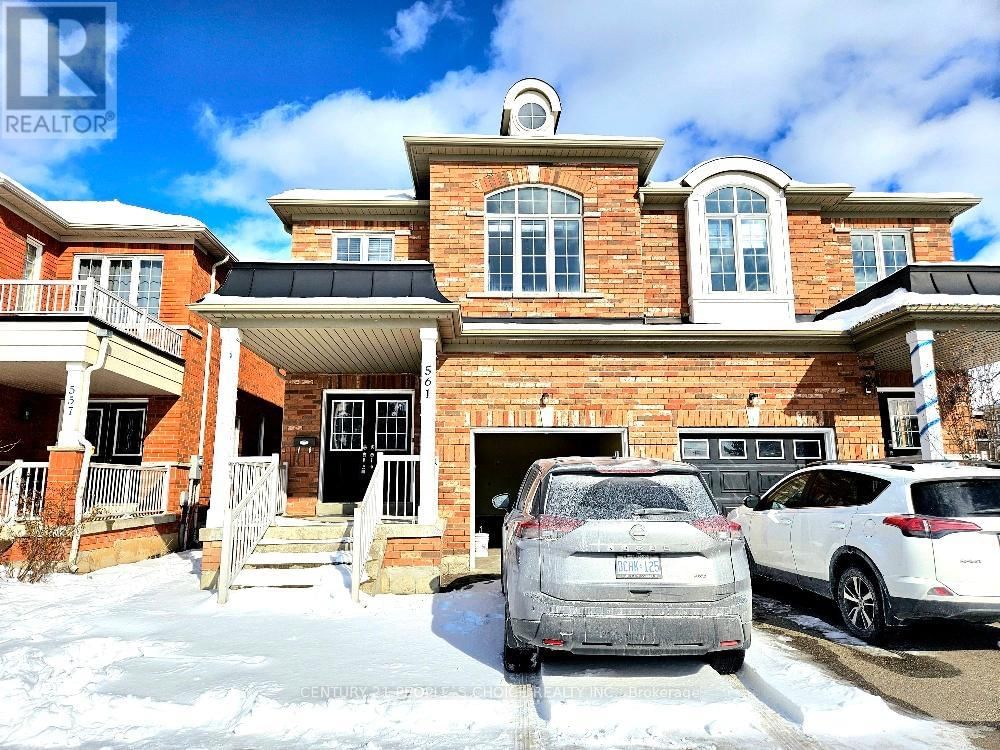 561 LOTT CRESCENT Image 3