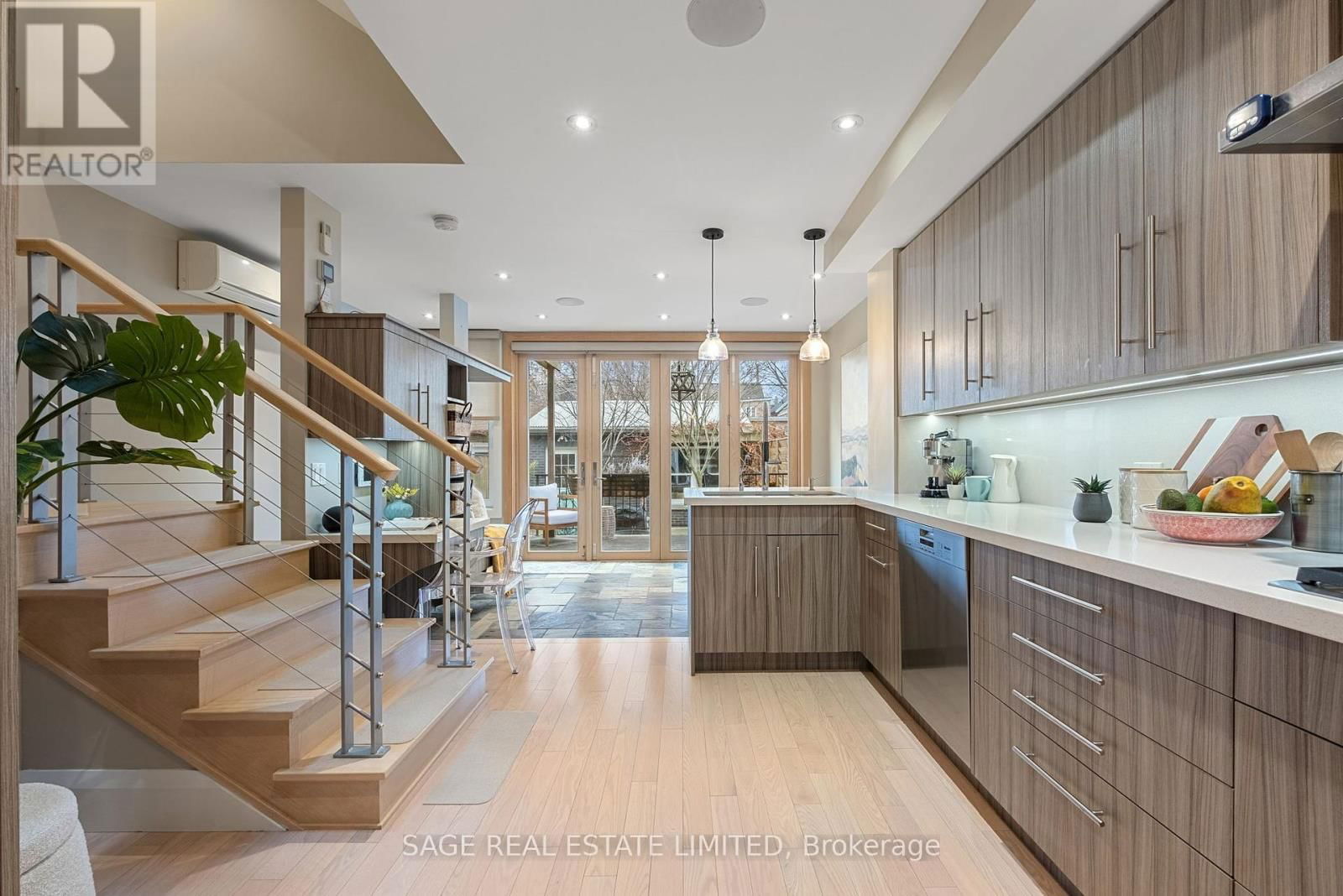 750 CRAWFORD STREET Image 10