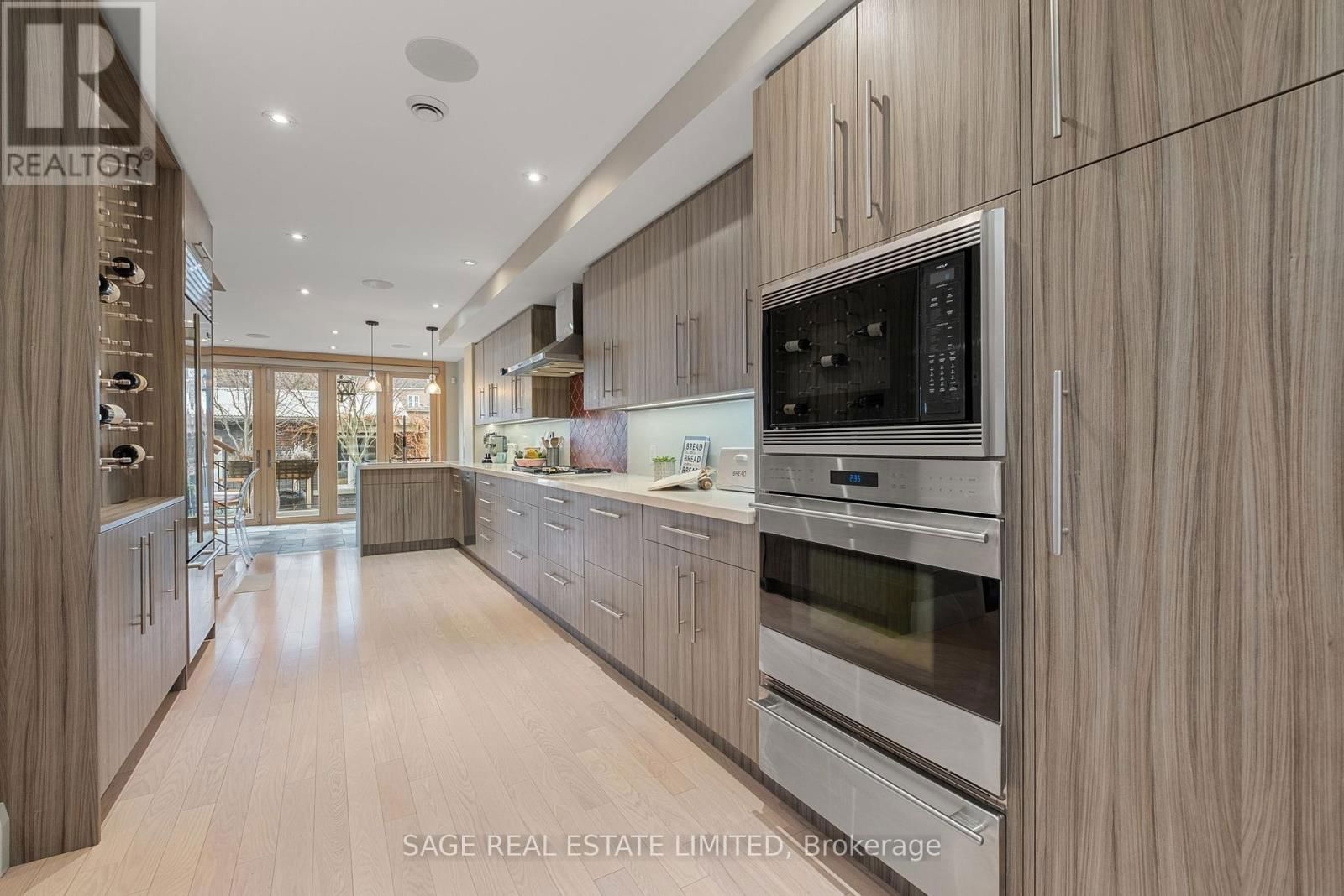 750 CRAWFORD STREET Image 12