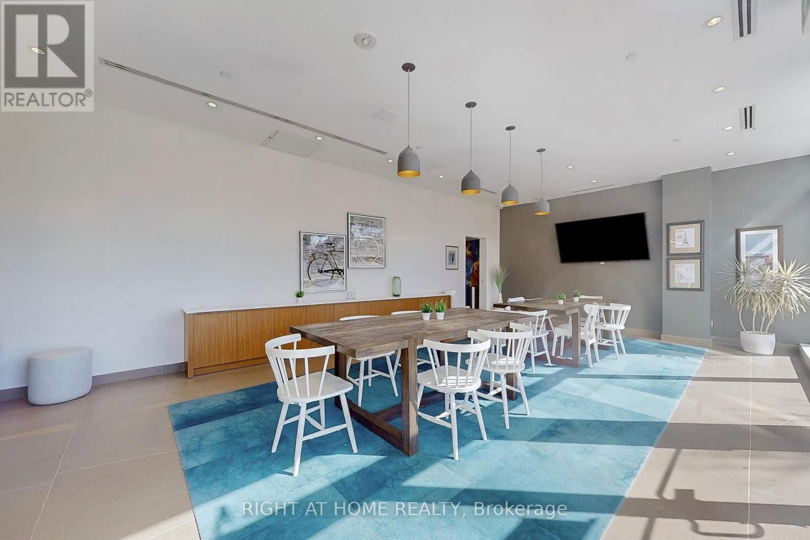 202 - 385 OSLER STREET Image 26