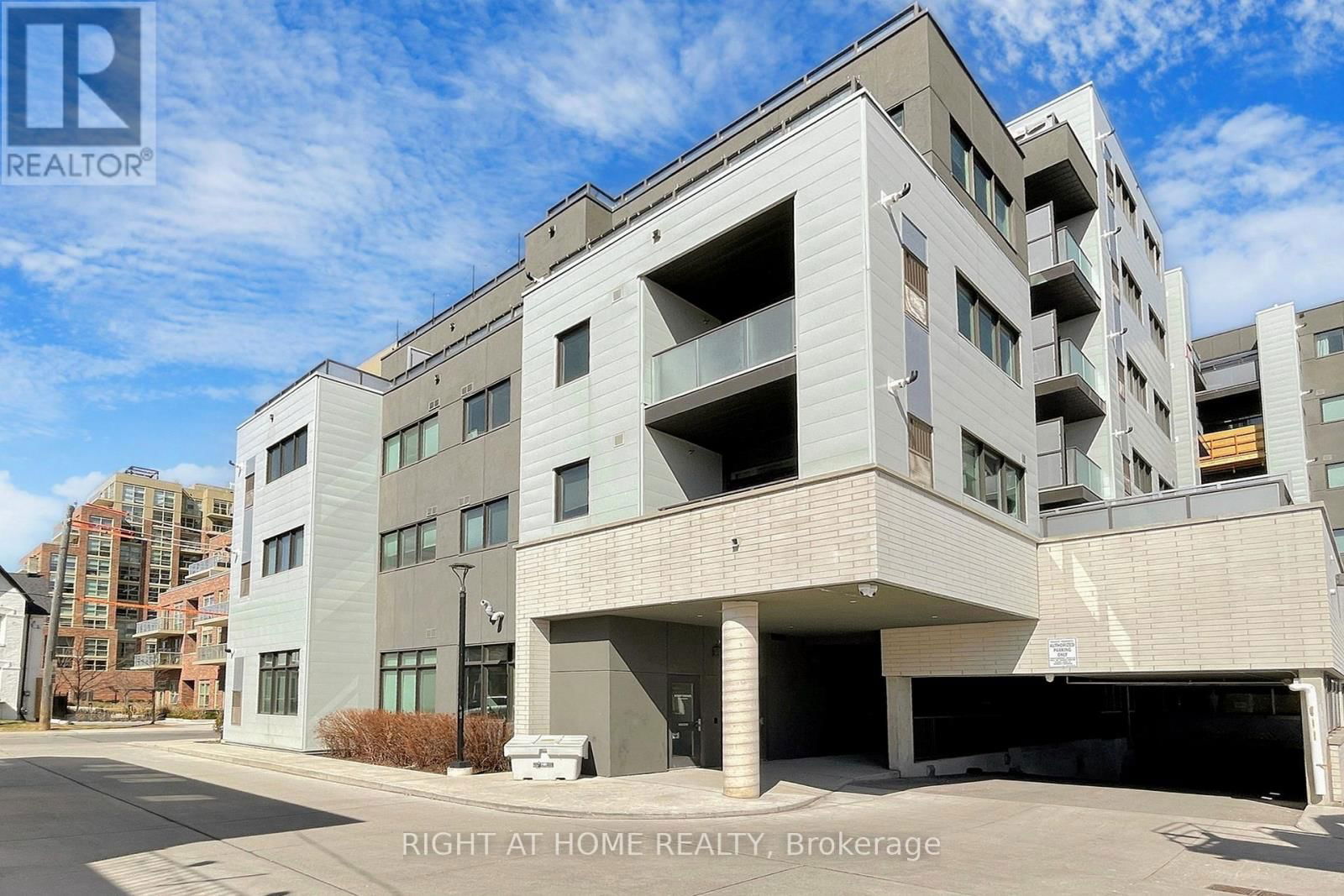 202 - 385 OSLER STREET Image 34