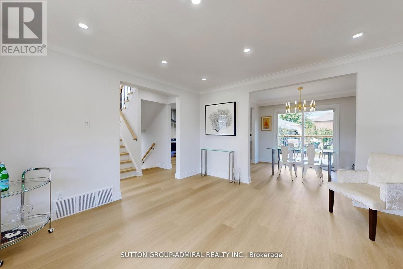 24 CARTWRIGHT AVENUE Image 6