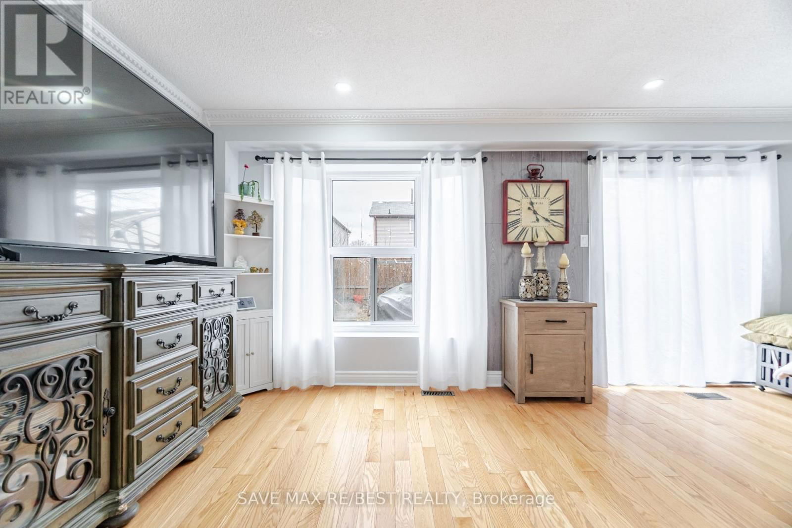 14 RUSTYWOOD DRIVE Image 10